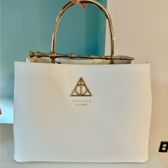 Loungefly Handbags - Harry Potter Loungefly Tote Purse